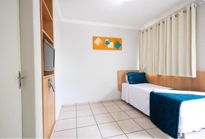 Lacqua Diroma III Com Roupa De Cama Destinos Combinados Turismo Caldas Novas Extérieur photo